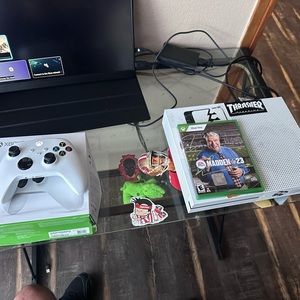 Xbox One current gen, Xbox Remote, Madden 23